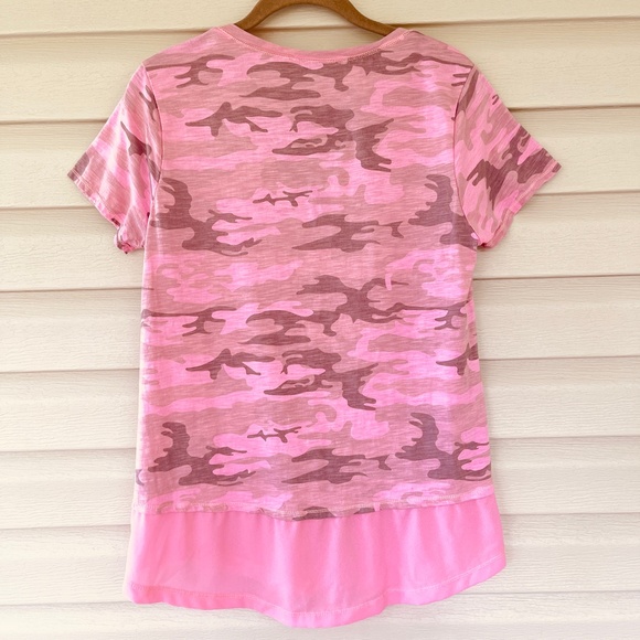 Sanctuary Pink Camo Short Sleeve Top Large - Picture 3 of 5